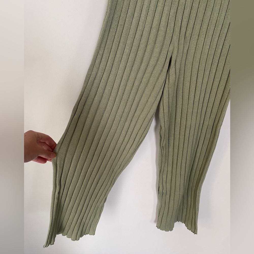 Green ribbed knit pants from H&M, small.